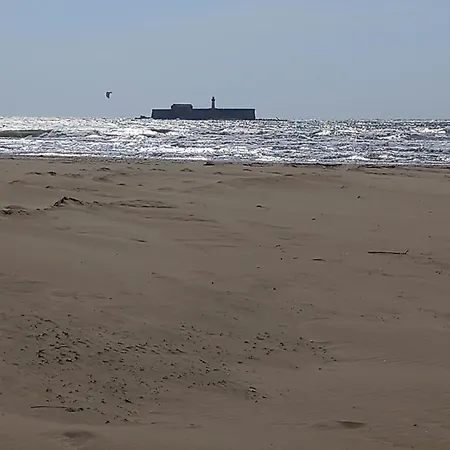 Le Sopraland 419, T2 Climatise, Piscine, Parking *