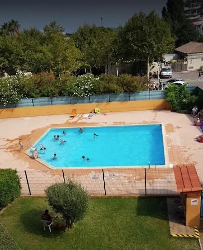 Le Sopraland 419, T2 Climatise, Piscine, Parking