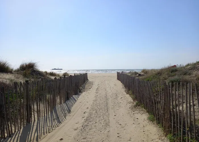 Le Sopraland 419, T2 Climatise, Piscine, Parking